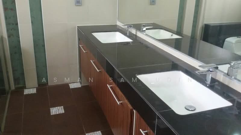 Bungalow for Sale in Shah Alam (Selangor) - Asman Samsudin - Bathroom - PropertyGuru.com.my