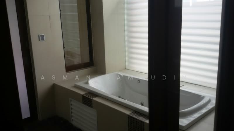 Bungalow for Sale in Shah Alam (Selangor) - Asman Samsudin - Bathroom - PropertyGuru.com.my