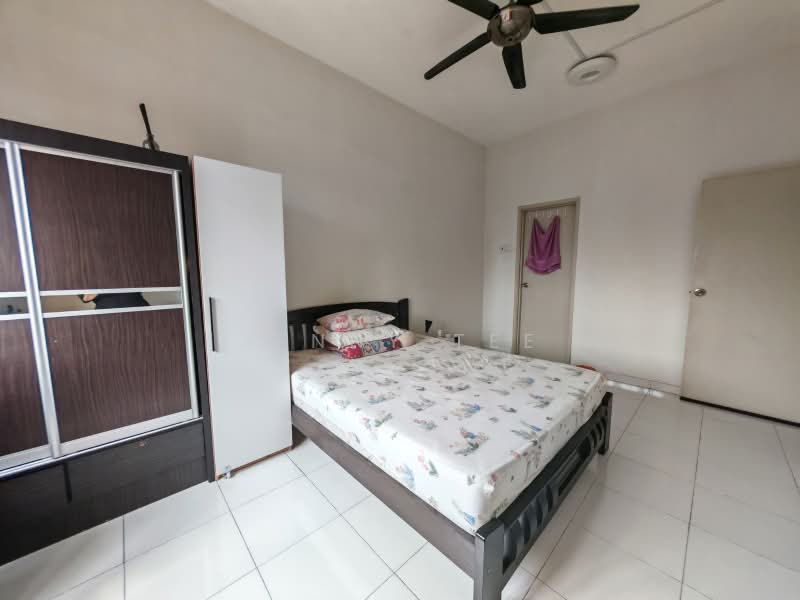 Rumah Teres 1 Tingkat untuk Disewa di Setia Eco Gardens (Gelang Patah) - Jenny Tee - Bedroom - PropertyGuru.com.my