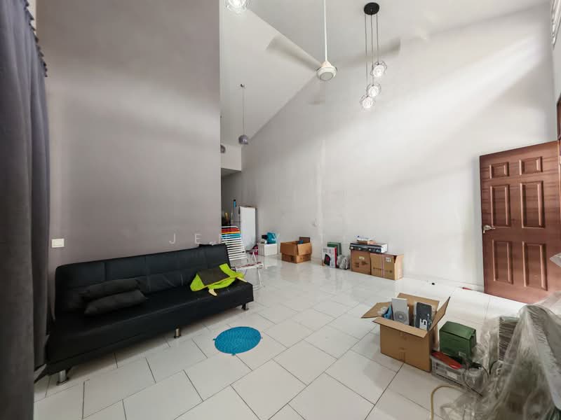 Rumah Teres 1 Tingkat untuk Disewa di Setia Eco Gardens (Gelang Patah) - Jenny Tee - Living Room - PropertyGuru.com.my