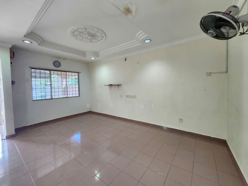 Rumah Teres 1 Tingkat untuk Dijual di Kuala Lumpur (Kuala Lumpur) - Ken Lai - Living Room - PropertyGuru.com.my
