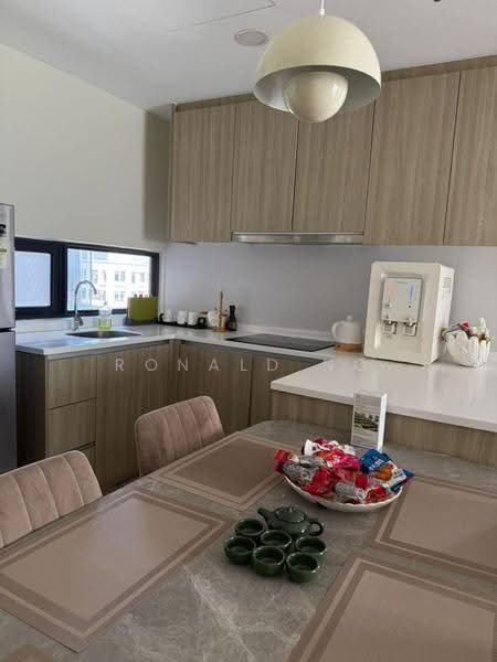 Kediaman Servis untuk Dijual di Tropicana 218 Macalister - Ronald Ng - Kitchen - PropertyGuru.com.my