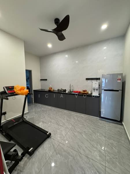 Rumah Berkembar untuk Dijual di Taman Gaya (Ulu Tiram) - Alicia Voon - Kitchen - PropertyGuru.com.my