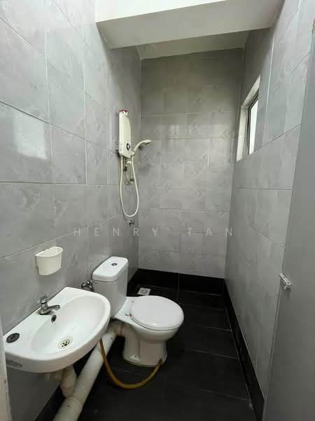 Apartment for Rent at Vesta View - Henry Tan - Bathroom - PropertyGuru.com.my