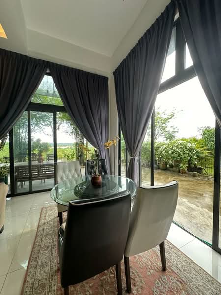 Rumah Berkembar untuk Dijual di Iskandar Puteri (Nusajaya) (Johor) - Lee Qiu Wen - Dining Room - PropertyGuru.com.my