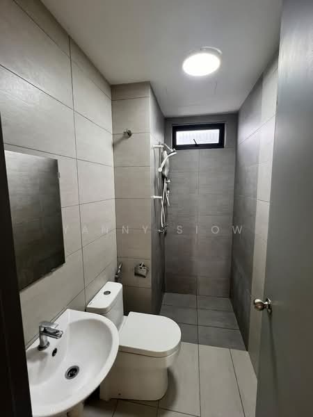 Servis Apartment untuk Dijual di KL Traders Square - Yanny Siow - Bathroom - PropertyGuru.com.my