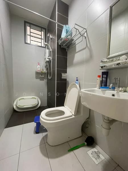 Apartment for Rent at Nusa Heights (Nusa Puncak) - Johnson Wong - Bathroom - PropertyGuru.com.my