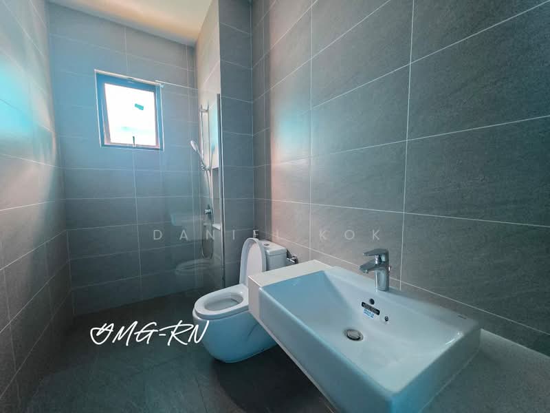 Bungalow for Sale in Setia Eco Park (Setia Alam) - Daniel Kok - Bathroom - PropertyGuru.com.my