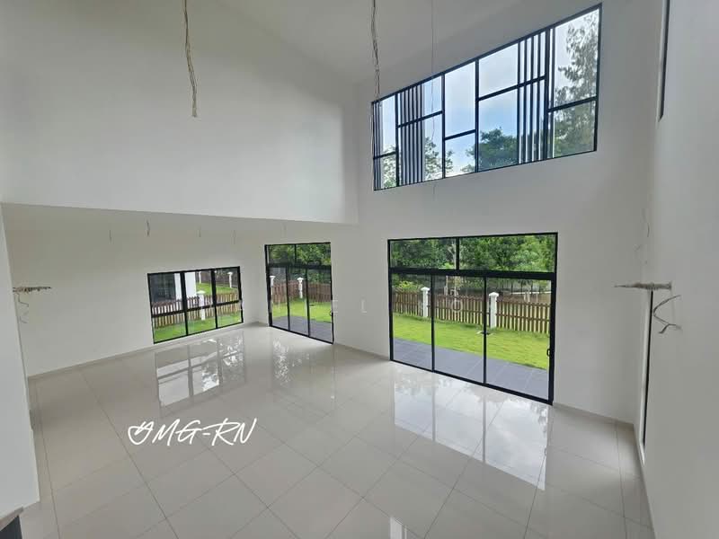 Bungalow for Sale in Setia Eco Park (Setia Alam) - Daniel Kok - Living Room - PropertyGuru.com.my
