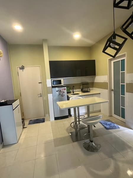Condominium for Rent at Metropolitan Square - KM Tee - Kitchen - PropertyGuru.com.my