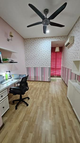 2.5-storey Terraced House for Sale in Putra Heights (Subang Jaya) - Ken Kum - Study - PropertyGuru.com.my