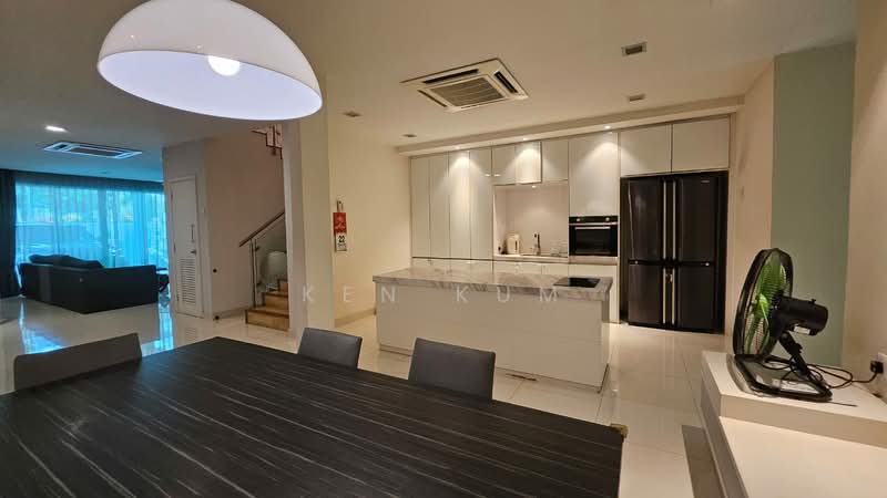 2.5-storey Terraced House for Sale in Putra Heights (Subang Jaya) - Ken Kum - Kitchen - PropertyGuru.com.my