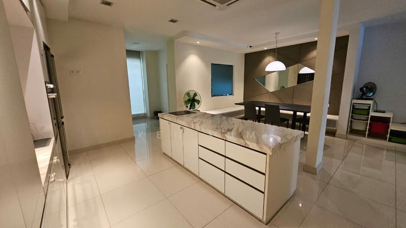 2.5-storey Terraced House for Sale in Putra Heights (Subang Jaya) - Ken Kum - Kitchen - PropertyGuru.com.my