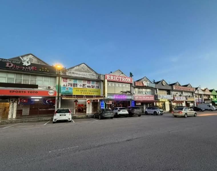 Kedai untuk Disewa di Taman Universiti (Skudai) - Sharon Ng - Exterior - PropertyGuru.com.my