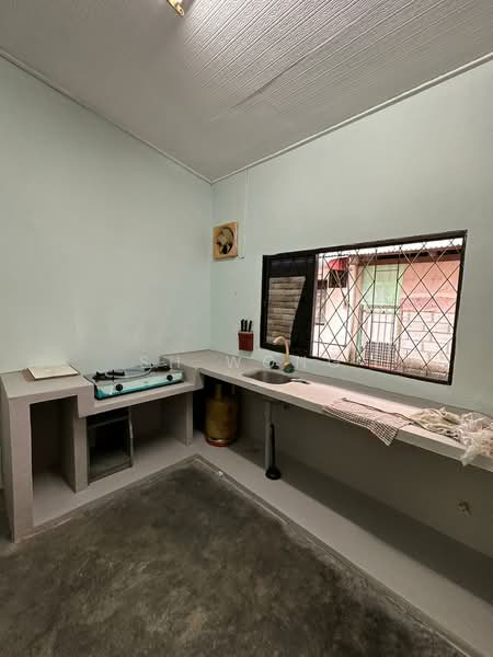 Rumah Teres 2 Tingkat untuk Dijual di Taman Skudai Baru (Skudai) - SH Wong - Kitchen - PropertyGuru.com.my