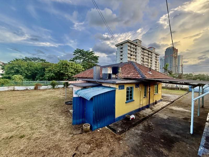 Bungalow House for Sale in Kampung Stulang (Johor Bahru) - Kratos Wong - PropertyGuru.com.my