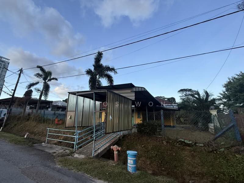 Bungalow House for Sale in Kampung Stulang (Johor Bahru) - Kratos Wong - PropertyGuru.com.my