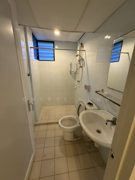 Kondominium untuk Disewa di Miami Green - Cheryl Chng - Bathroom - PropertyGuru.com.my