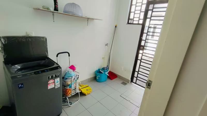 Rumah Teres 2 Tingkat untuk Disewa di Taman Seri Austin (Tebrau) - Serene Teh - Interior - PropertyGuru.com.my