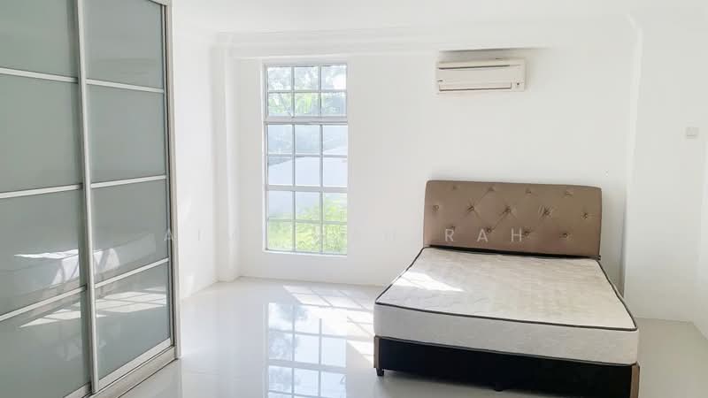 Bungalow House for Sale in Sungai Buloh (Selangor) - Aimi Mahirah - Bedroom - PropertyGuru.com.my
