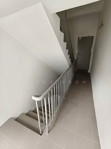 Kedai / Pejabat untuk Disewa di Bukit Jambul (Penang) - Jacky Yeoh - Corridor - PropertyGuru.com.my