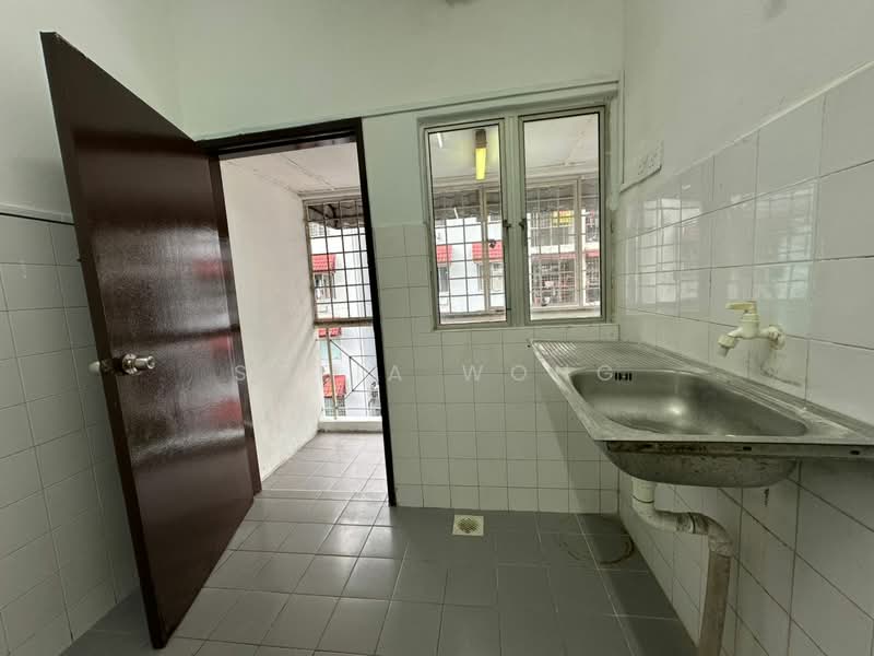 Apartment for Sale at Permai @ USJ 1 (Coral Court) - Sofia Wong - Kitchen - PropertyGuru.com.my