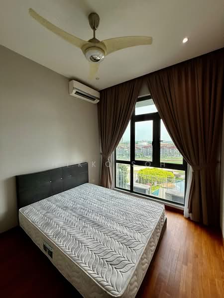 Servis Apartment untuk Disewa di Crescent Bay Suites (Teluk Bayu) - Nikko Soh - Bedroom - PropertyGuru.com.my