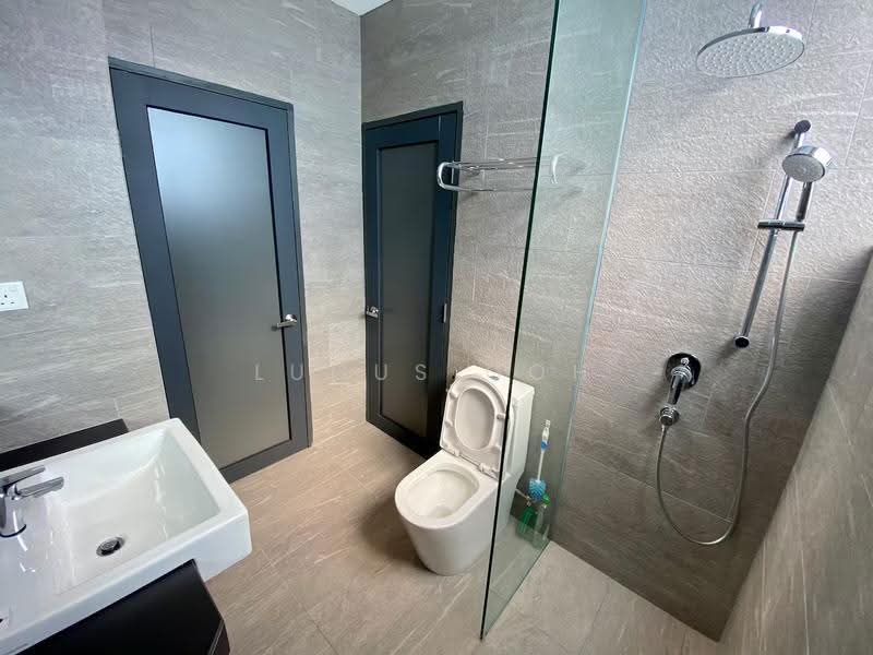 Pangsapuri untuk Dijual di Tangerine Suites - Lucus Goh - Bathroom - PropertyGuru.com.my