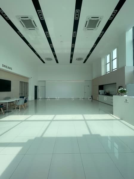 Kilang untuk Disewa di Kota Damansara (Selangor) - Nizam Shoib - Showroom - PropertyGuru.com.my