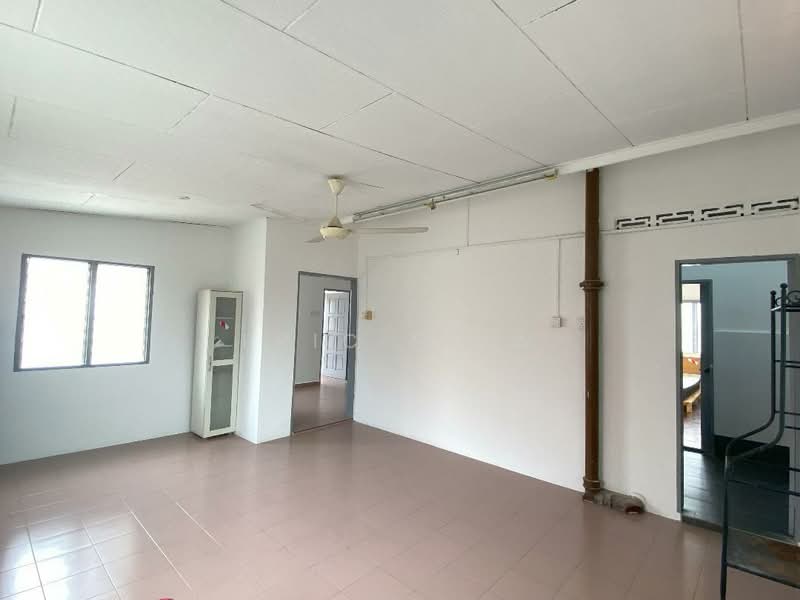 Bungalow for Sale in Teluk Pulai (Klang) - Eric Siew - Living Room - PropertyGuru.com.my