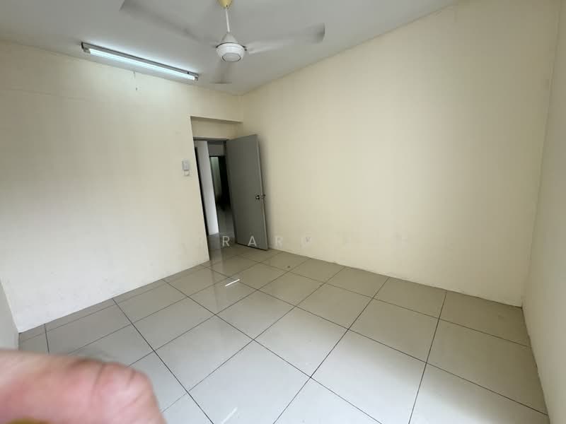 Kondominium untuk Dijual di Platinum Lake PV 20 - Gerrard Lim - Interior - PropertyGuru.com.my