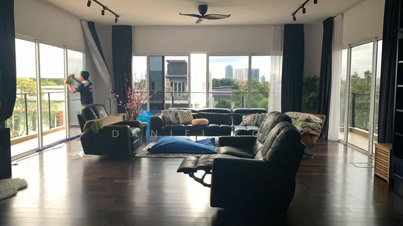 Bungalow for Sale in Setia Eco Park (Setia Alam) - Daniel Kok - Living Room - PropertyGuru.com.my