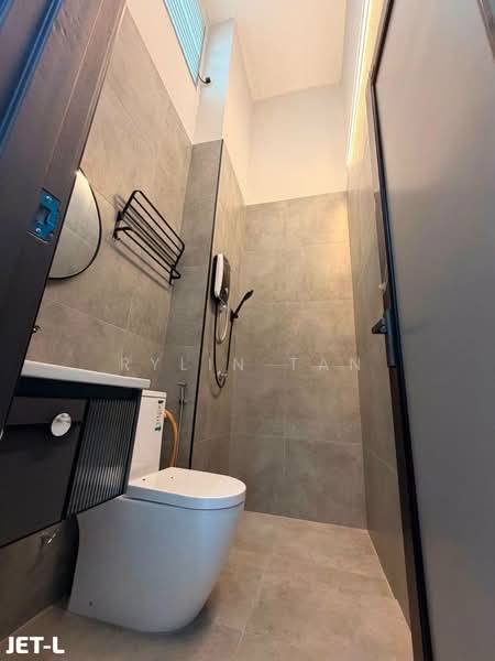 Rumah Teres 2 Tingkat untuk Dijual di Setia Damai (Setia Alam) - Rylin Tan - Bathroom - PropertyGuru.com.my