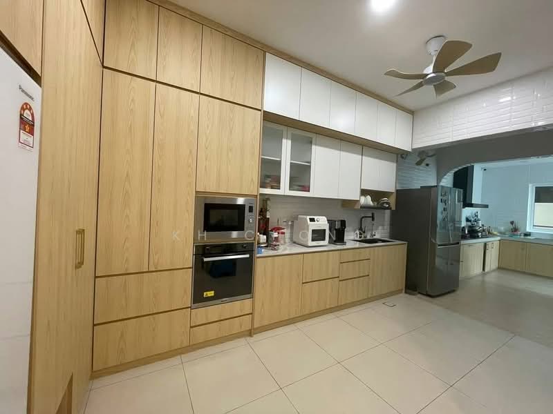 Rumah Berkembar untuk Dijual di Ambang Botanic (Klang) - KH Chong - Kitchen - PropertyGuru.com.my