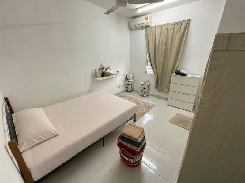 Rumah Teres 2 Tingkat untuk Dijual di Saujana Rawang (Rawang) - Tom Yip - Bedroom - PropertyGuru.com.my