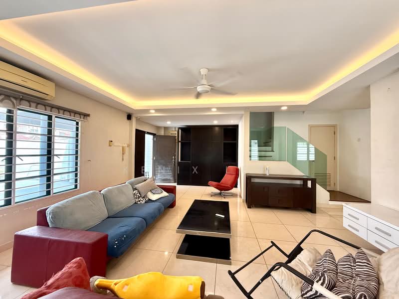 Rumah Teres 2-Tingkat untuk Dijual di Usj 11 (Subang Jaya) - Kenix Lee - Living Room - PropertyGuru.com.my