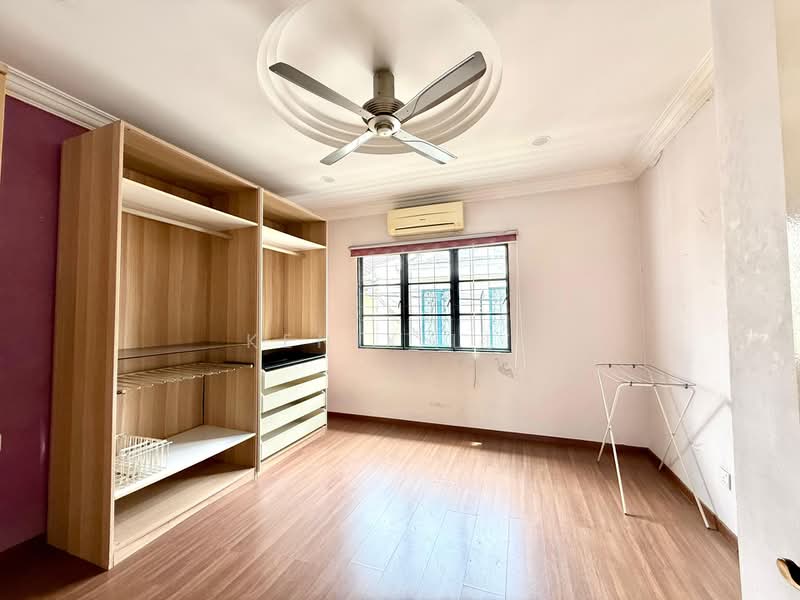 Rumah Teres 2-Tingkat untuk Dijual di Usj 11 (Subang Jaya) - Kenix Lee - Bedroom - PropertyGuru.com.my
