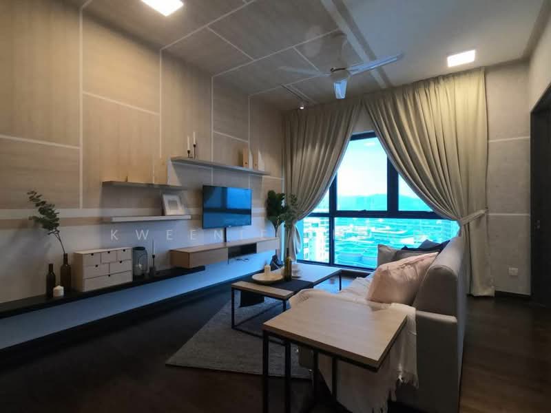 Pangsapuri untuk Dijual di V Residence Suites @ Sunway Velocity - Kweenie Chong - Living Room - PropertyGuru.com.my