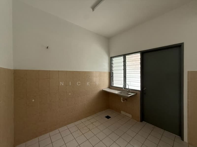 Rumah Teres 2-Tingkat untuk Dijual di Bandar Baru Kundang (Rawang) - Nicky Lai - Kitchen - PropertyGuru.com.my