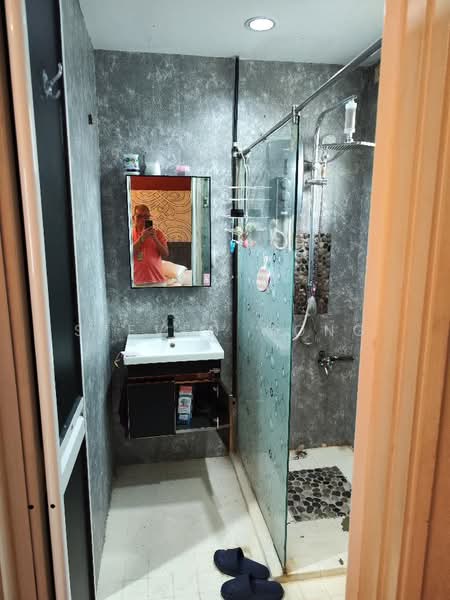 Condominium for Sale at Trellises - Steven Wong - Bathroom - PropertyGuru.com.my