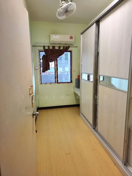 Condominium for Sale at Trellises - Steven Wong - Bedroom - PropertyGuru.com.my