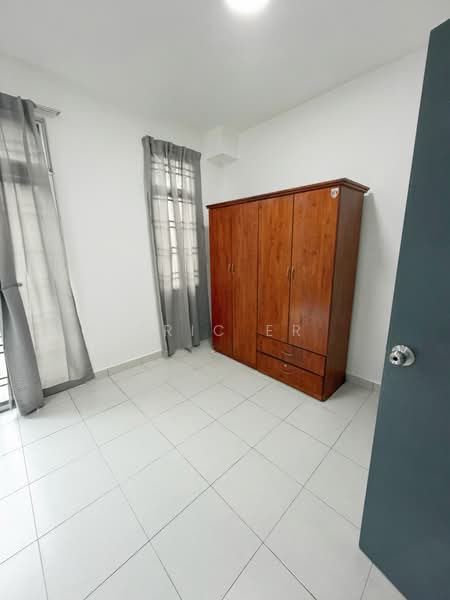 3-storey Terraced House for Sale in Taman Pulai Mutiara (Iskandar Puteri (Nusajaya)) - Eric Er - PropertyGuru.com.my