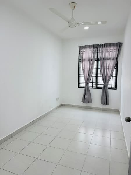 3-storey Terraced House for Sale in Taman Pulai Mutiara (Iskandar Puteri (Nusajaya)) - Eric Er - PropertyGuru.com.my