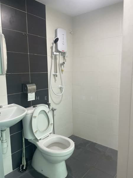 Others for Rent in Batu Berendam (Melaka) - Helen BF - Bathroom - PropertyGuru.com.my