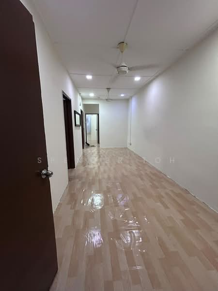1-storey Terraced House for Sale in Cheras (Selangor) - Spencer Toh - Corridor - PropertyGuru.com.my