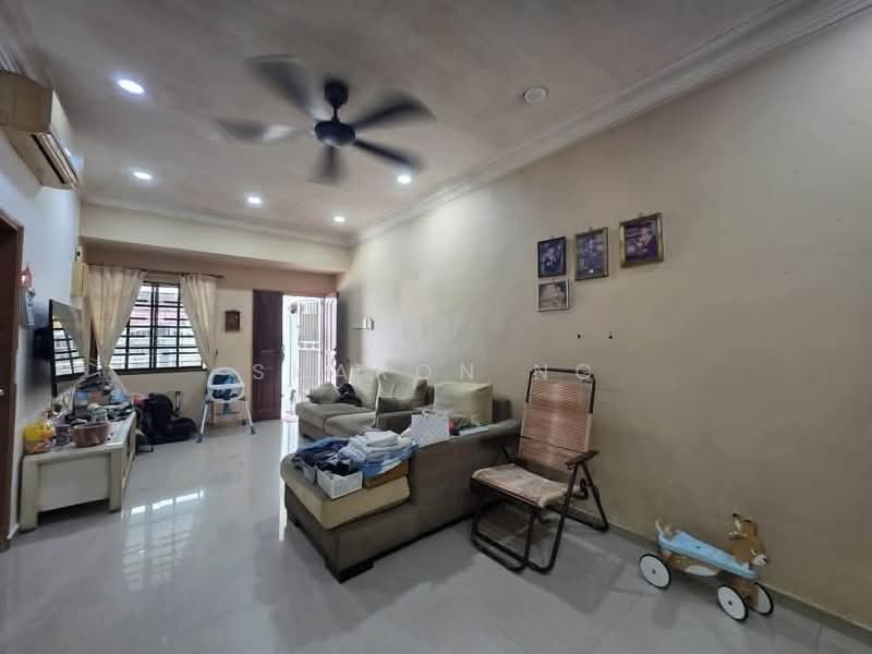 1-storey Terraced House for Sale in Taman Johor Jaya (Johor Bahru) - Sharon Ng - Living Room - PropertyGuru.com.my