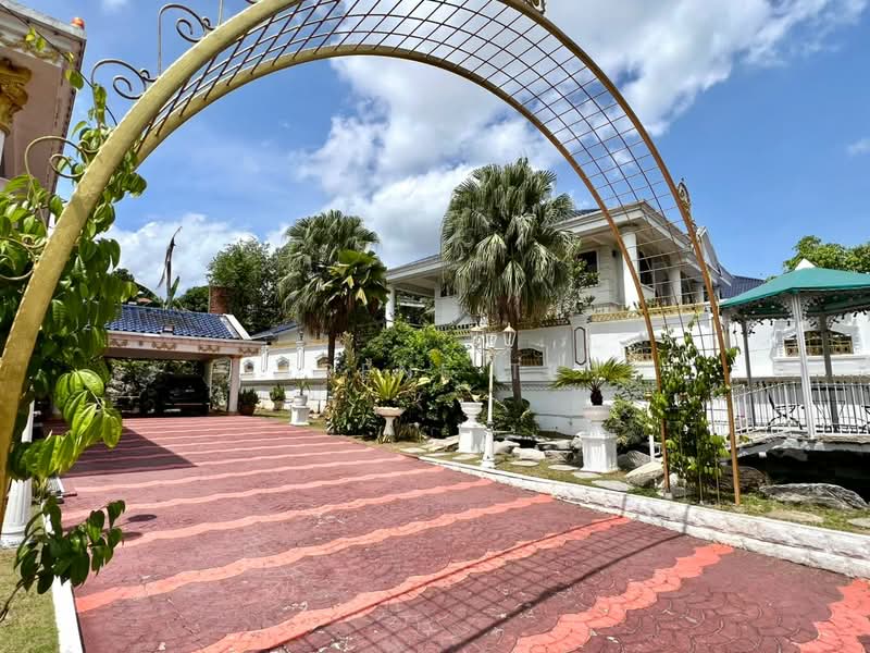 Rumah Banglo untuk Dijual di Taman Bukit Rinting (Masai) - Serene Teh - Exterior - PropertyGuru.com.my