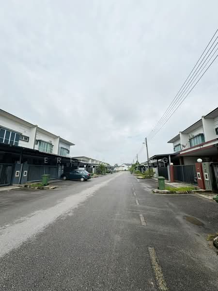 Rumah Teres untuk Disewa di Kuching (Sarawak) - Erica Bong - Exterior - PropertyGuru.com.my