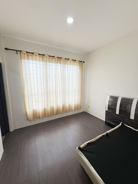 Rumah Teres untuk Disewa di Kuching (Sarawak) - Erica Bong - Bedroom - PropertyGuru.com.my