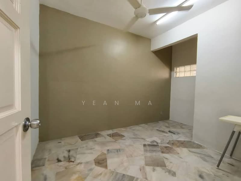 Terraced House for Rent in Bandar Country Homes (Rawang) - Yean Ma - Interior - PropertyGuru.com.my